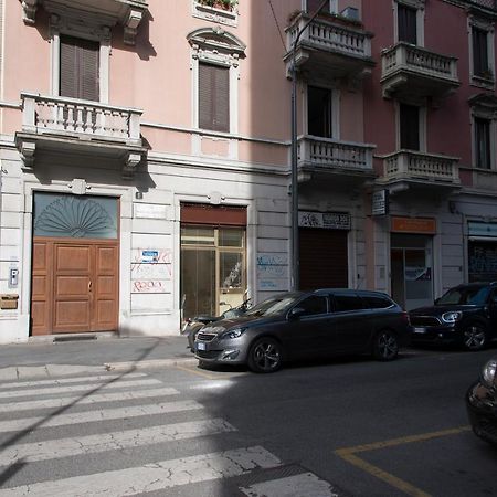 Youhosty - Farneti 1 Milano Exteriör bild